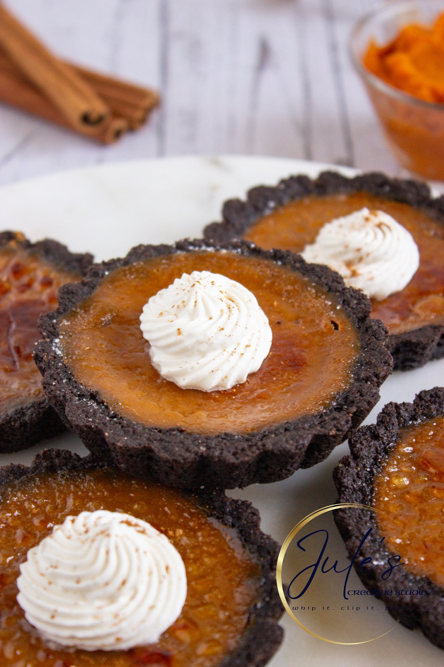 Pumpkin Brûlée Tarts (Set 2)