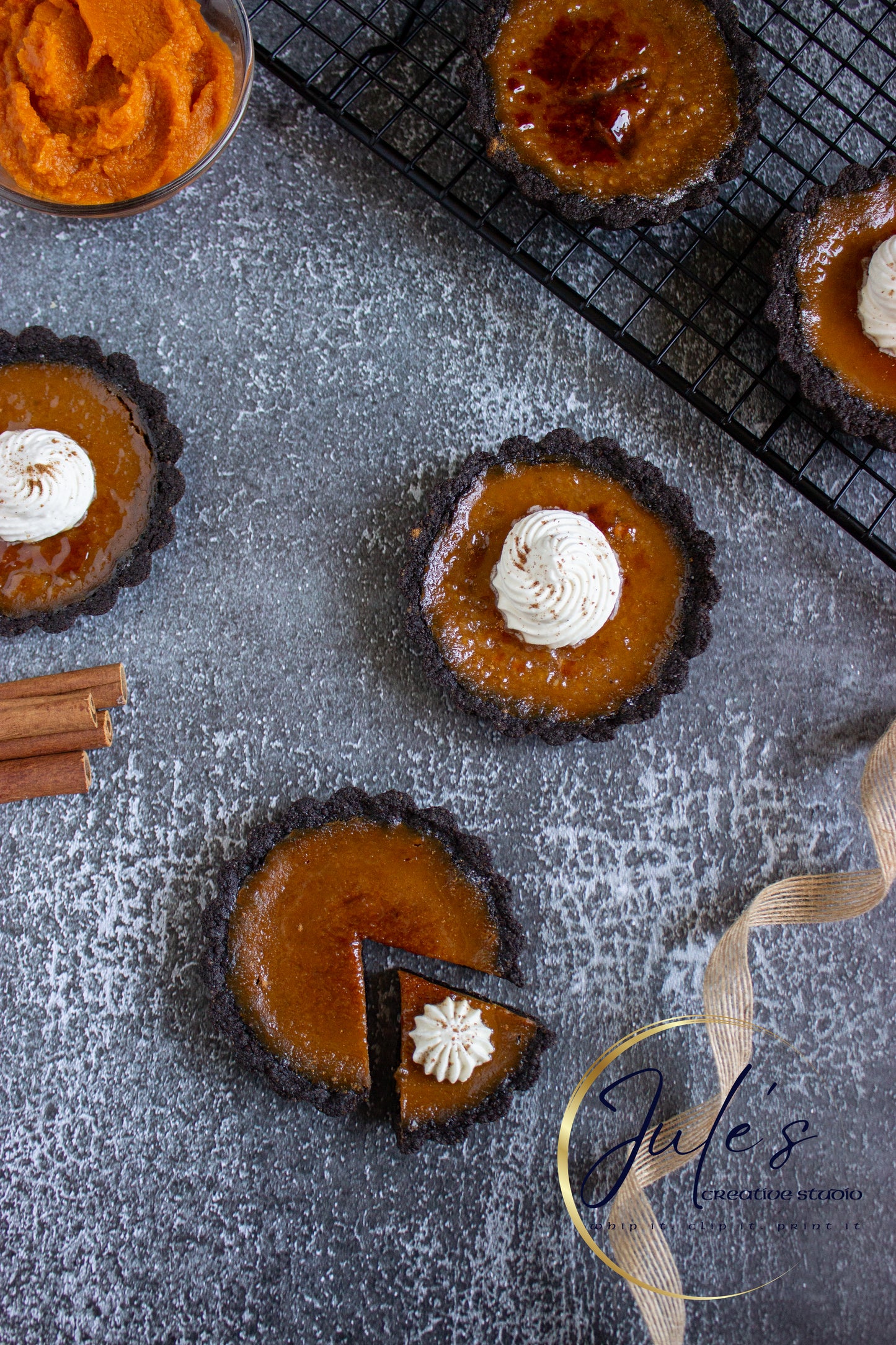 Pumpkin Brûlée Tarts (Set 5)
