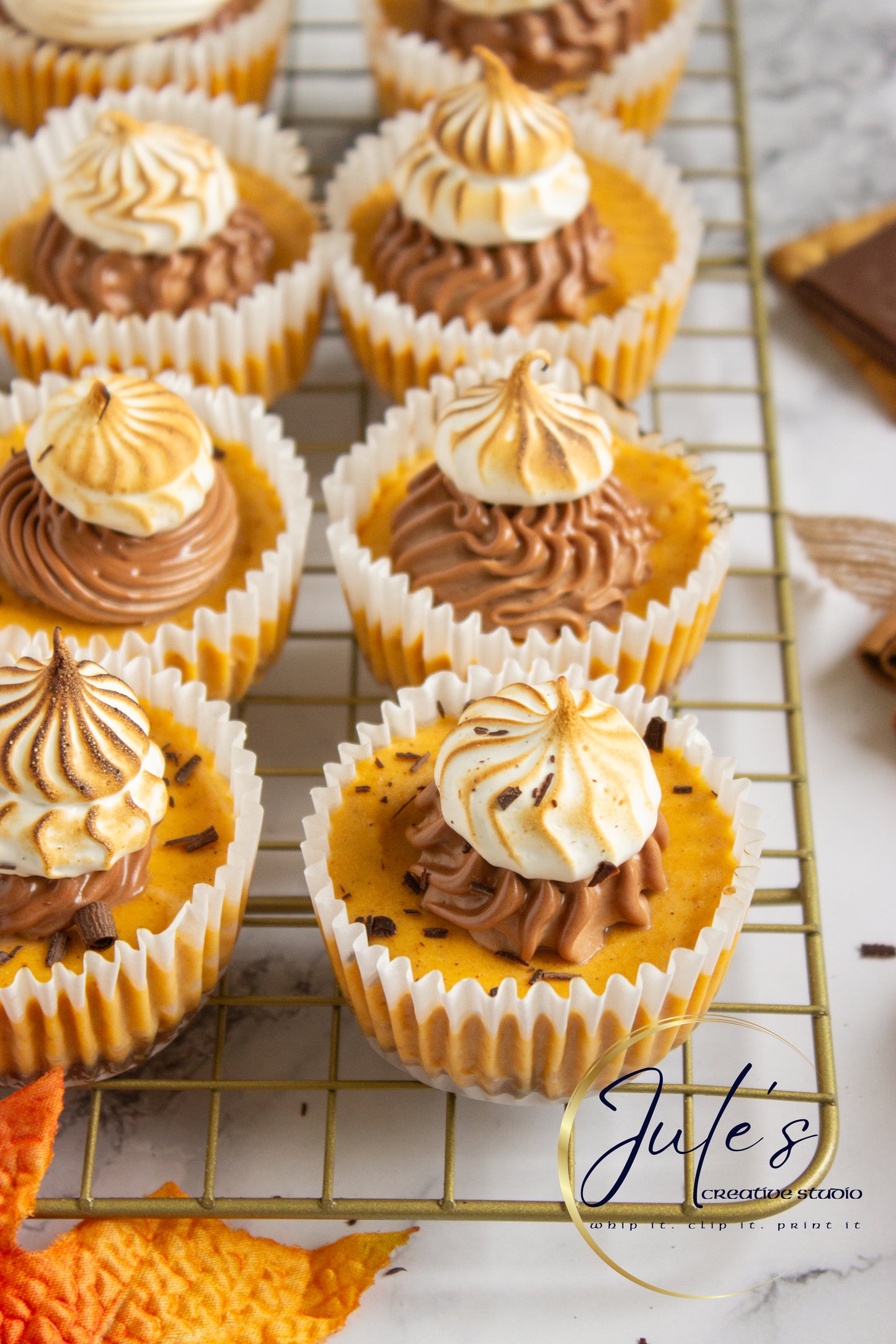 Pumpkin S’more Mini Cheesecakes (Set 1)