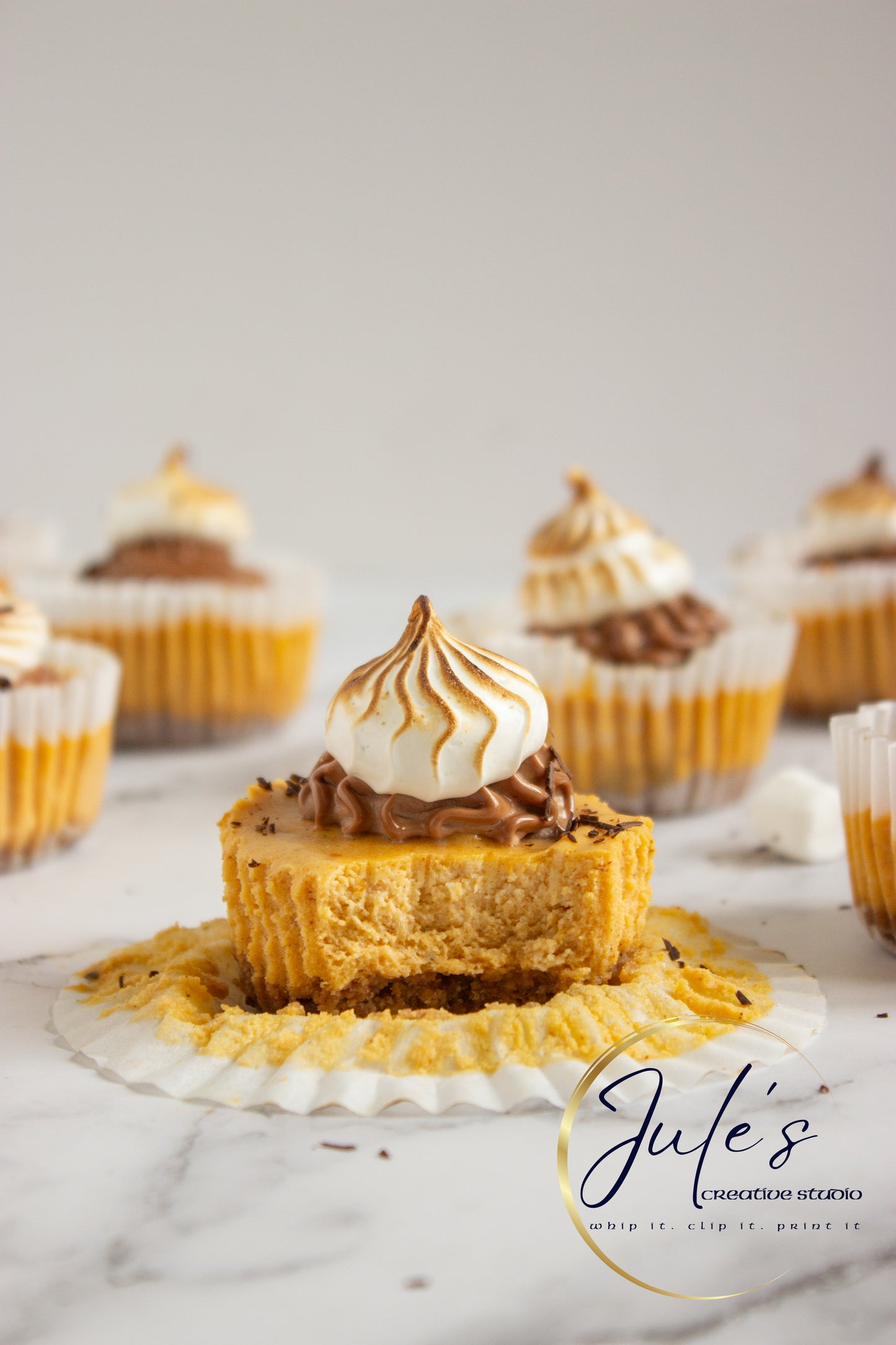 Pumpkin S’more Mini Cheesecakes (Set 1)