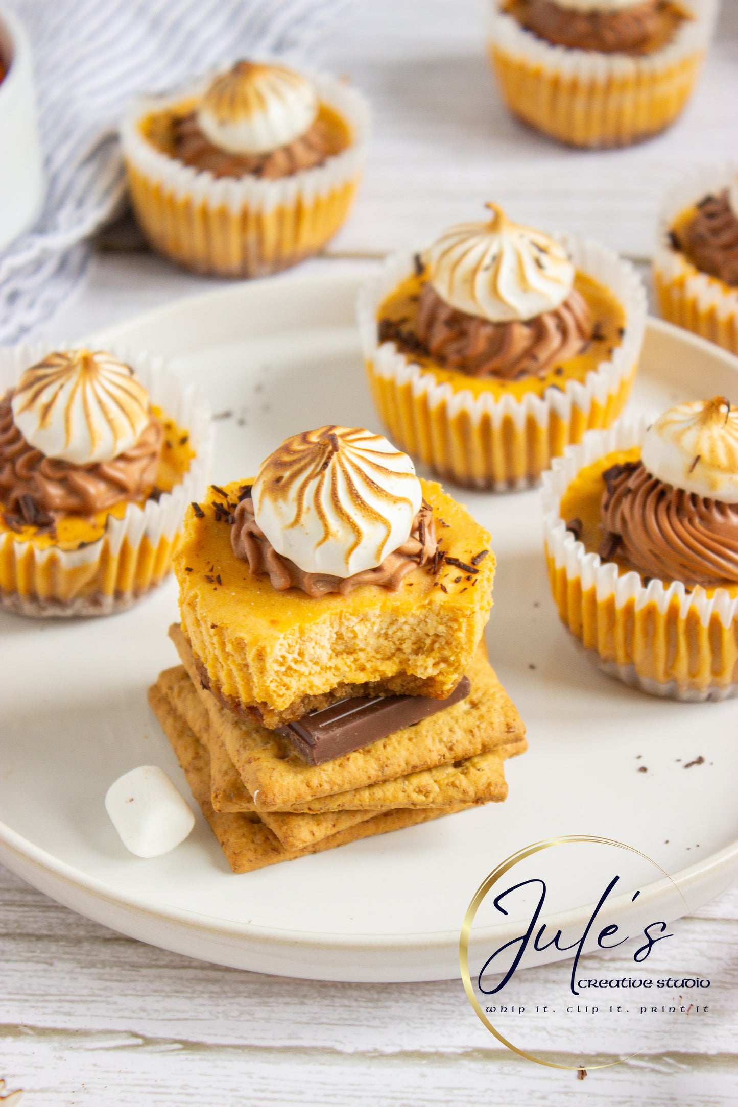 Pumpkin S’more Mini Cheesecakes (Set 3)