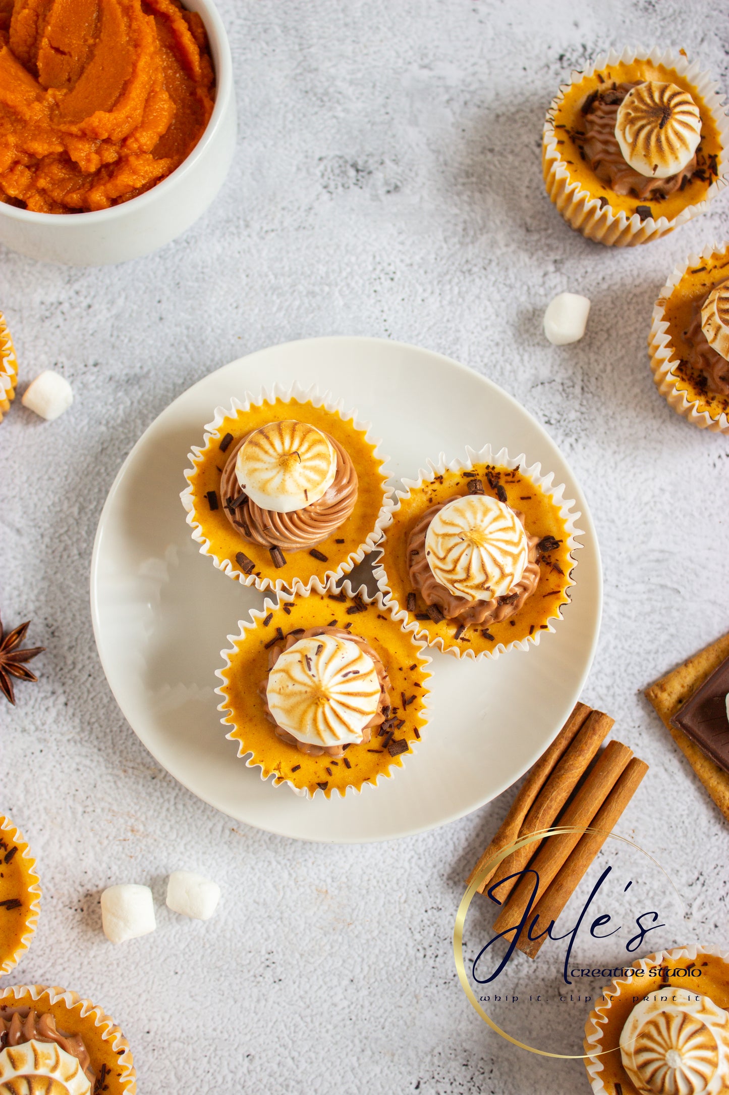 Pumpkin S’more Mini Cheesecakes (Set 4)
