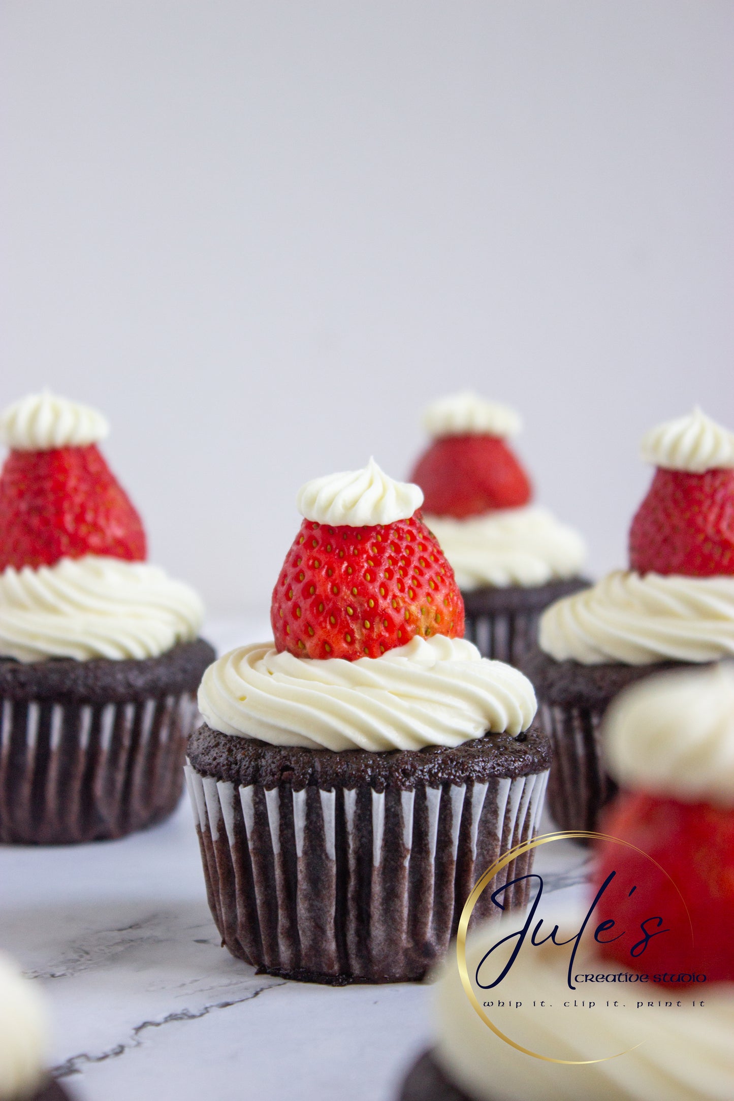 Santa Hat Cupcakes (Set 1)