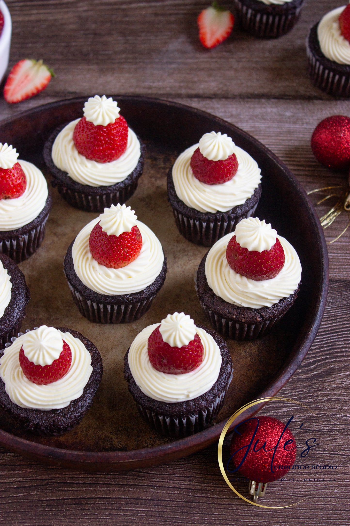 Santa Hat Cupcakes (Set 4)