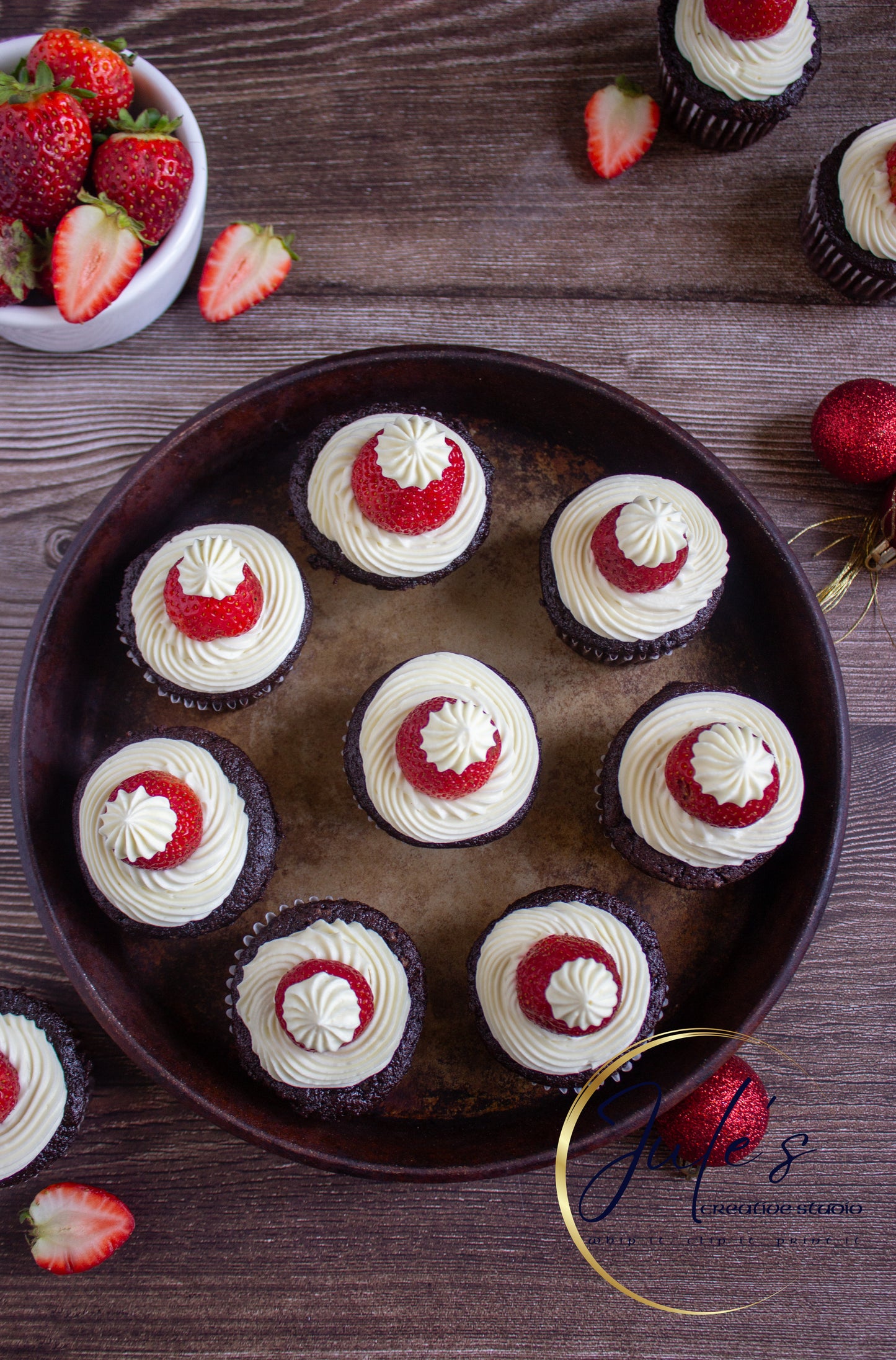Santa Hat Cupcakes (Set 4)