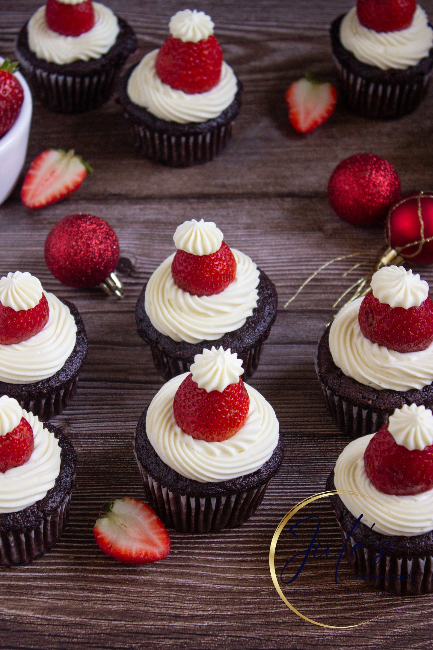 Santa Hat Cupcakes (Set 4)