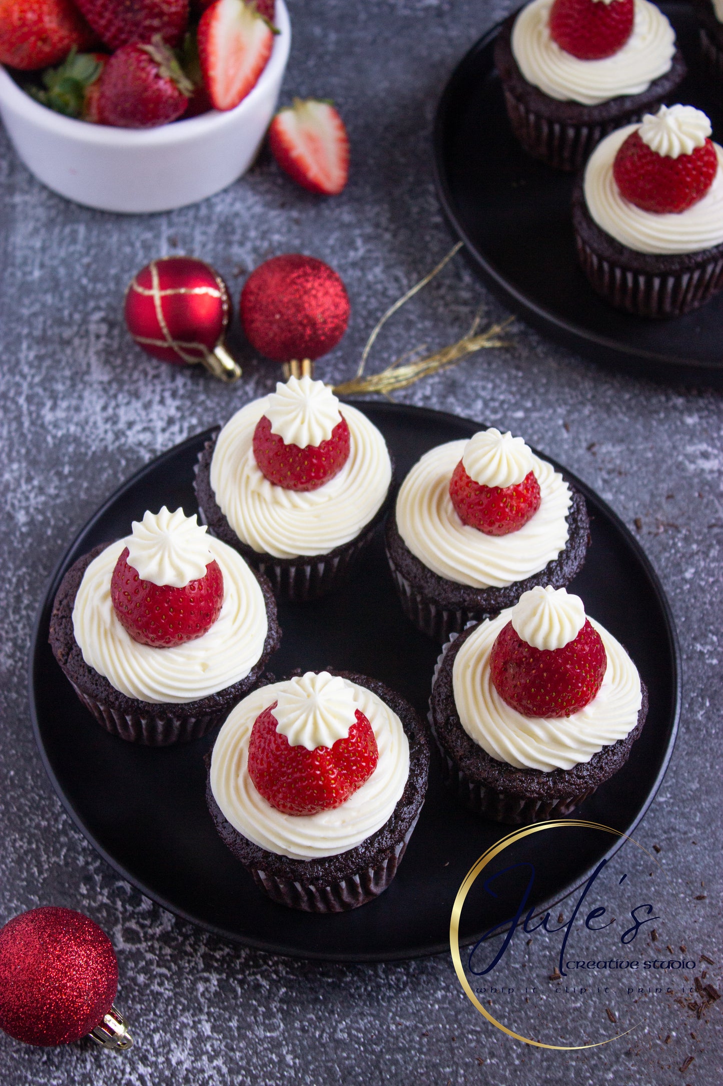 Santa Hat Cupcakes (Set 5)