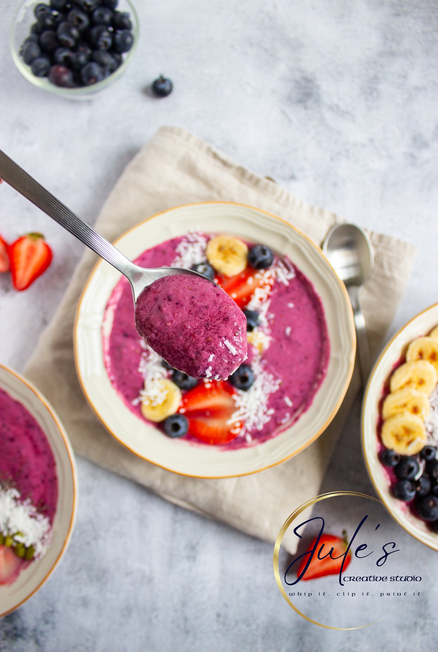 Berry Power Smoothie Bowl (Set 6)