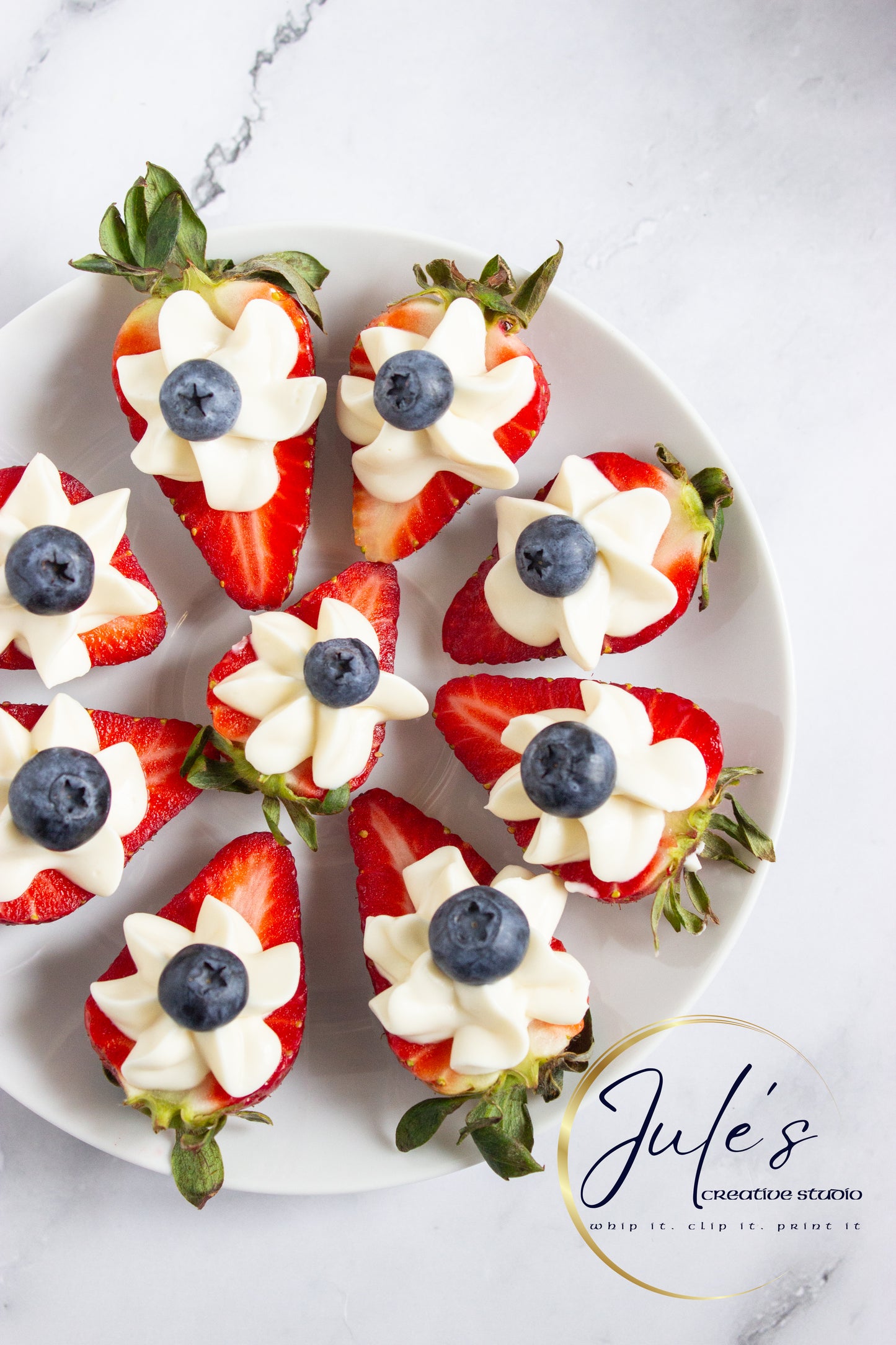 Patriotic Strawberries (Exclusive recipe)