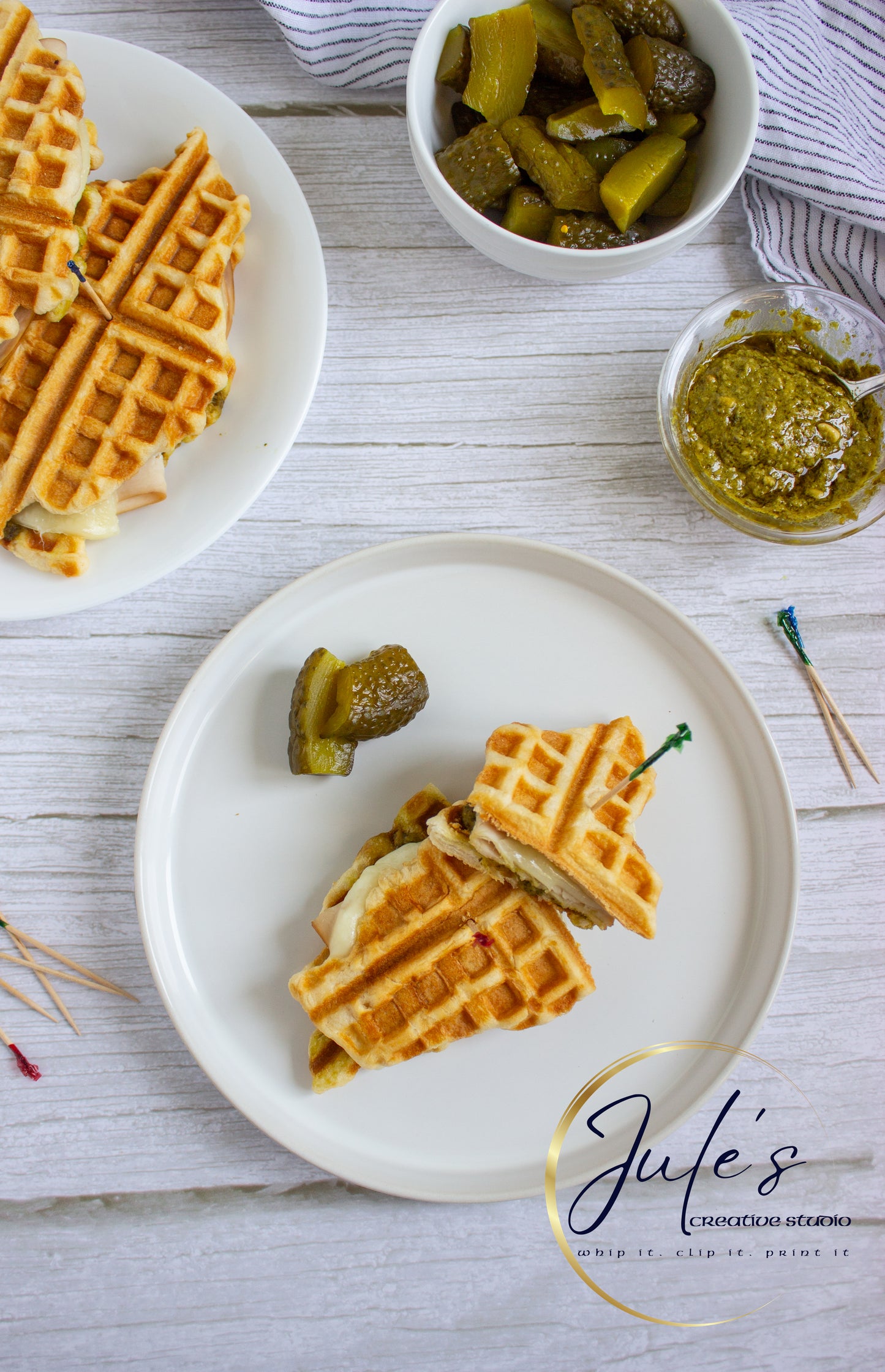Mozzarella Pesto Croffle Sandwiches (Set 2)