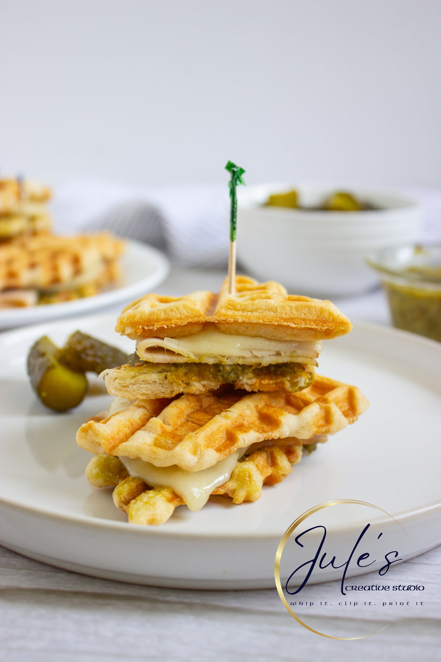 Mozzarella Pesto Croffle Sandwiches (Set 2)