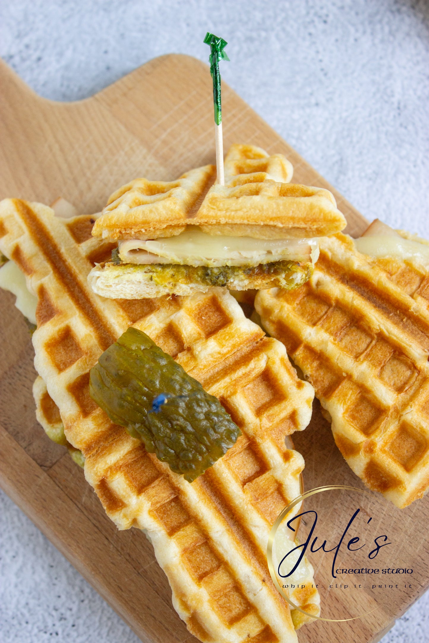 Mozzarella Pesto Croffle Sandwiches (Set 4)