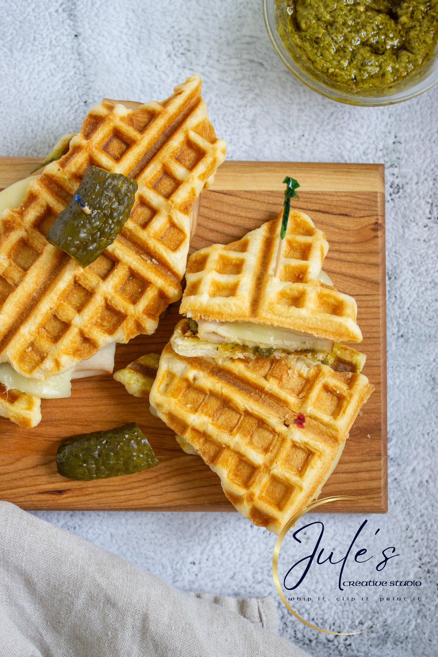 Mozzarella Pesto Croffle Sandwiches (Set 4)