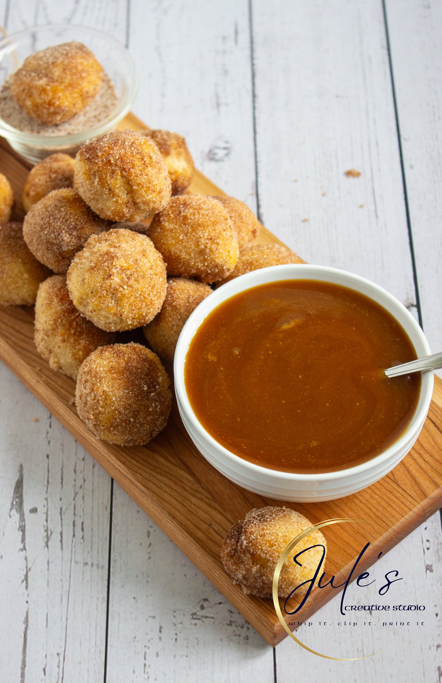 Air Fryer Churro Donut Holes with Caramel Sauce (Set 2)