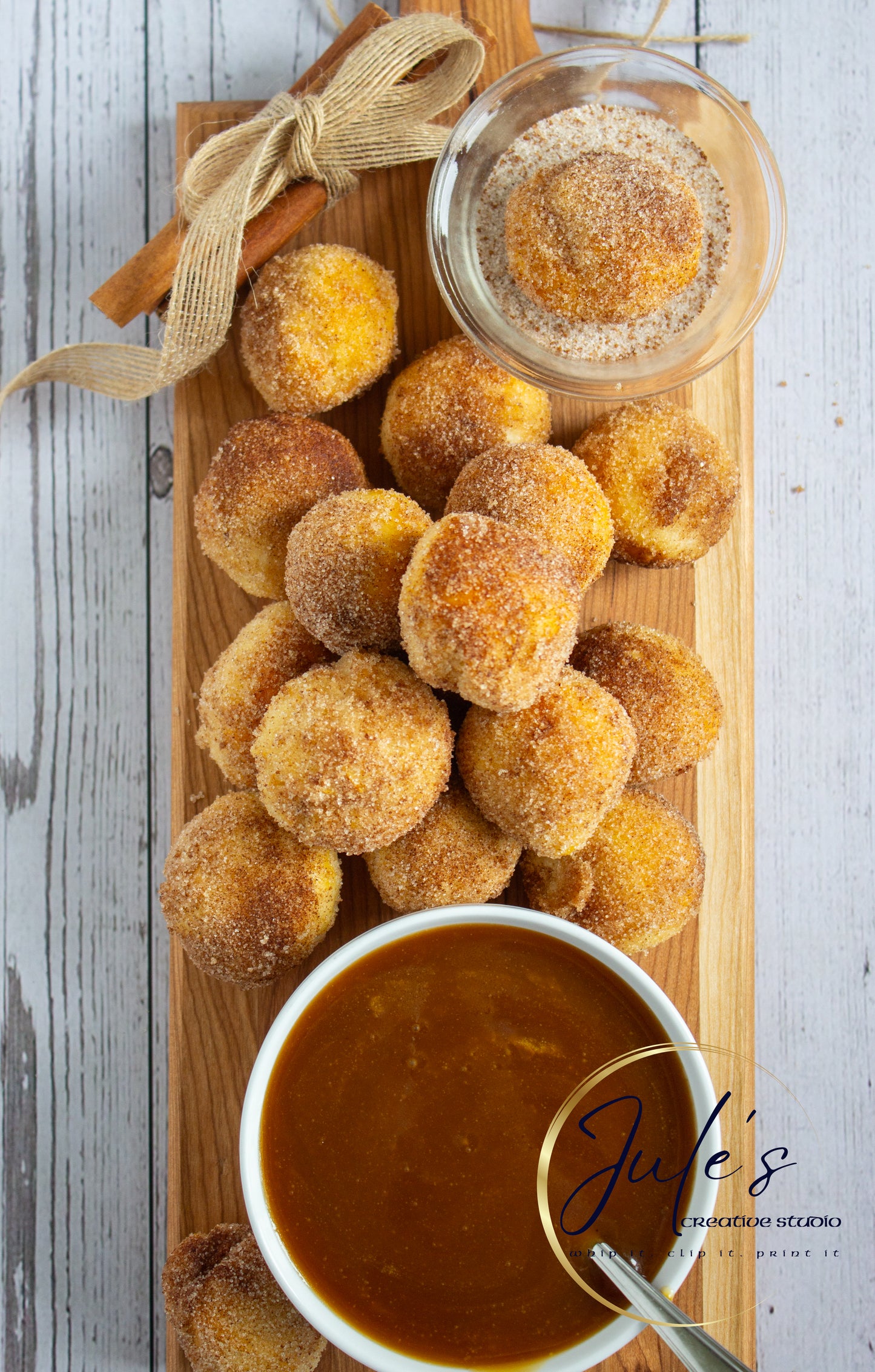Air Fryer Churro Donut Holes with Caramel Sauce (Set 2)