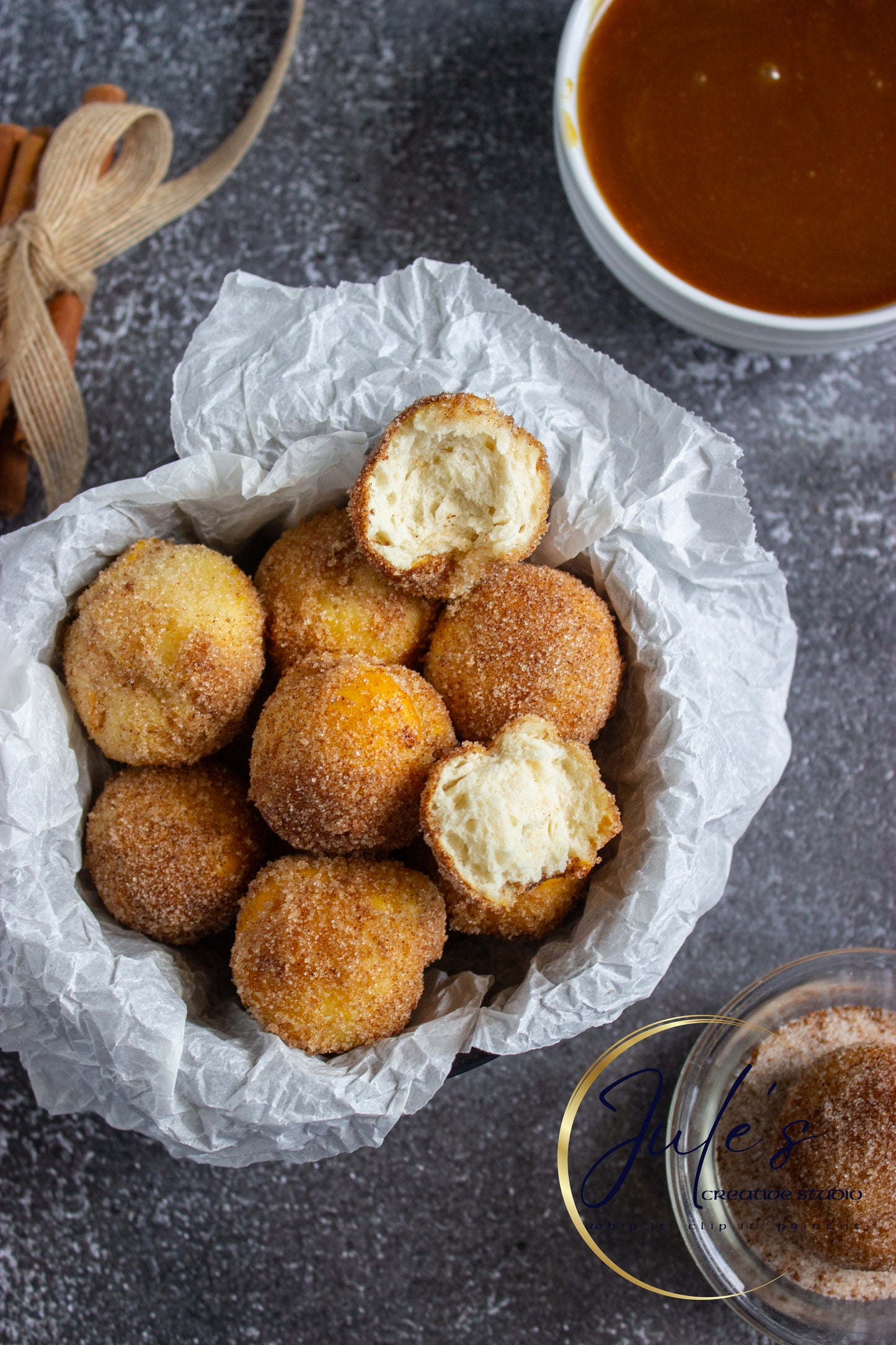 Air Fryer Churro Donut Holes with Caramel Sauce (Set 4)