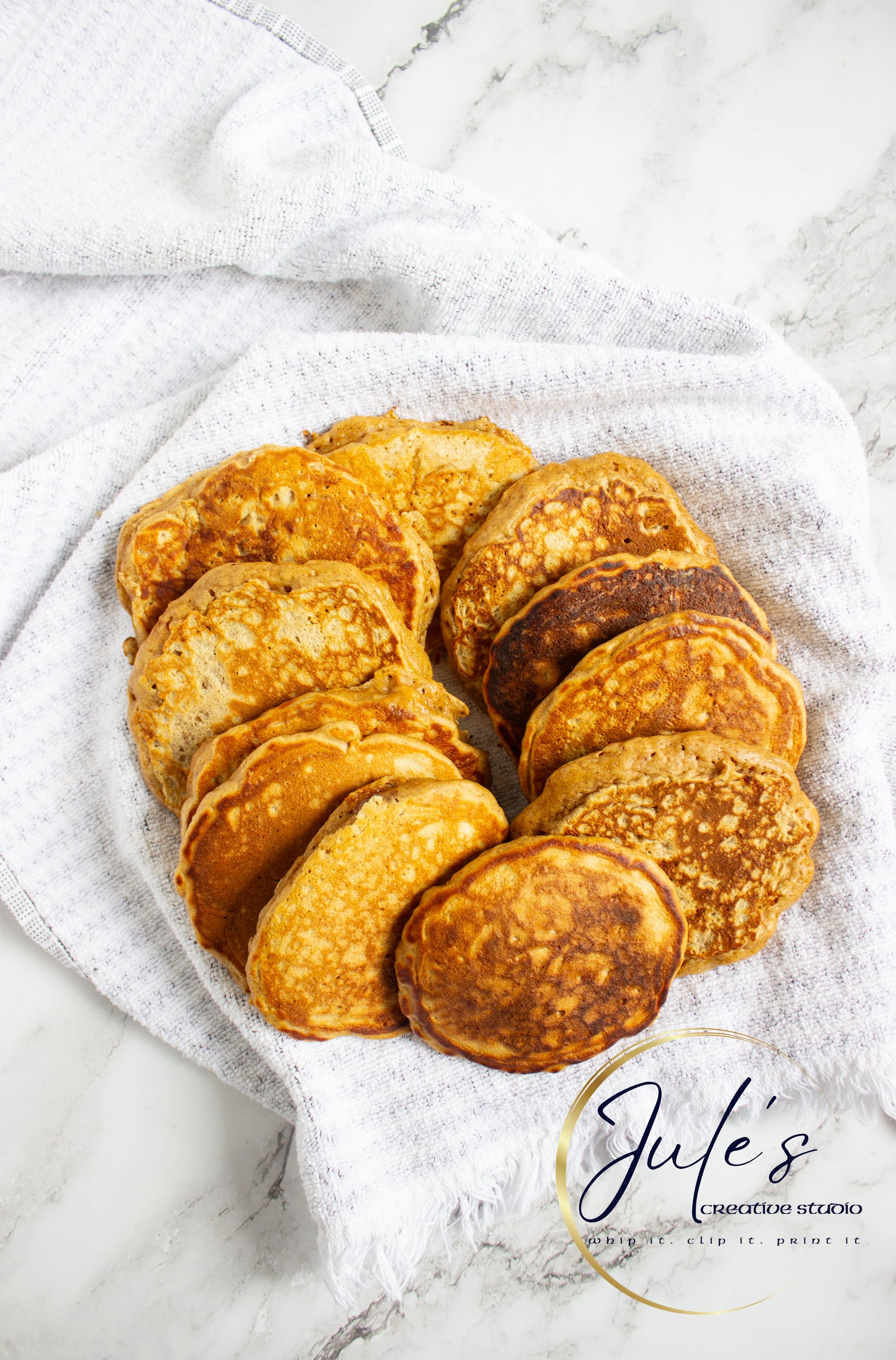 Fluffy Spice Pancakes with Caramel Apple Compote (Set 6)