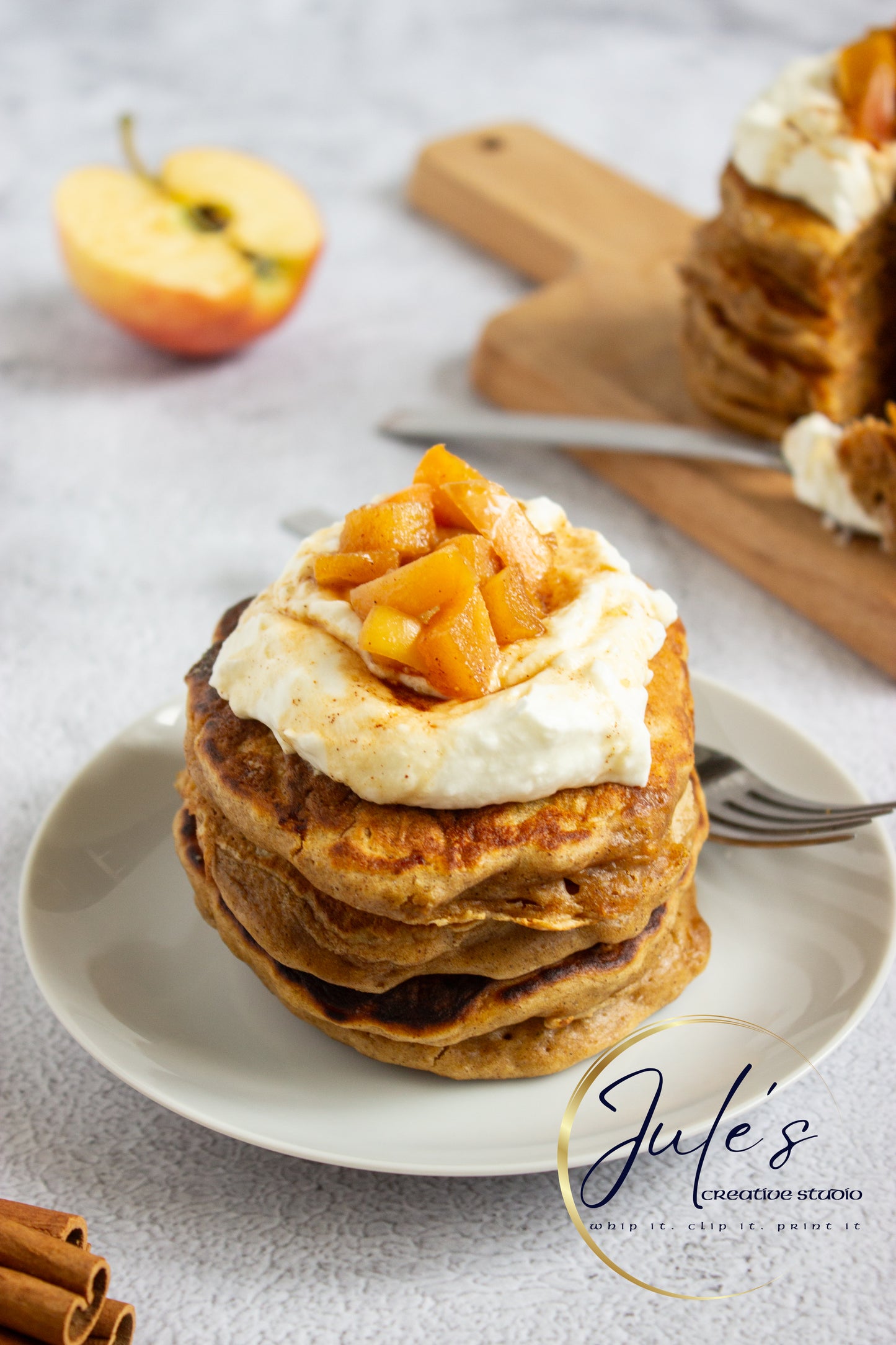 Fluffy Spice Pancakes with Caramel Apple Compote (Set 6)