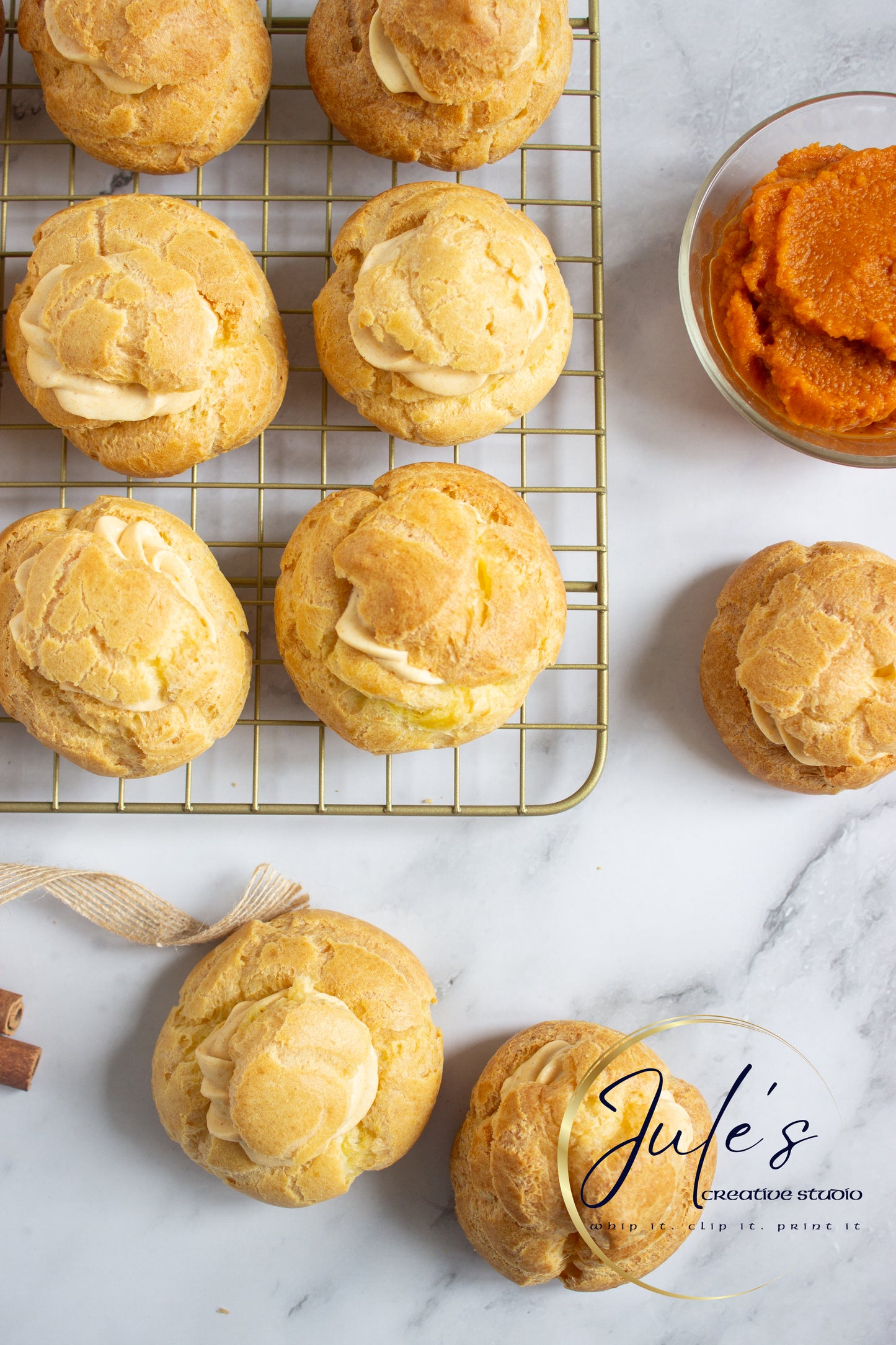 Pumpkin Cream Puffs (Set 1)