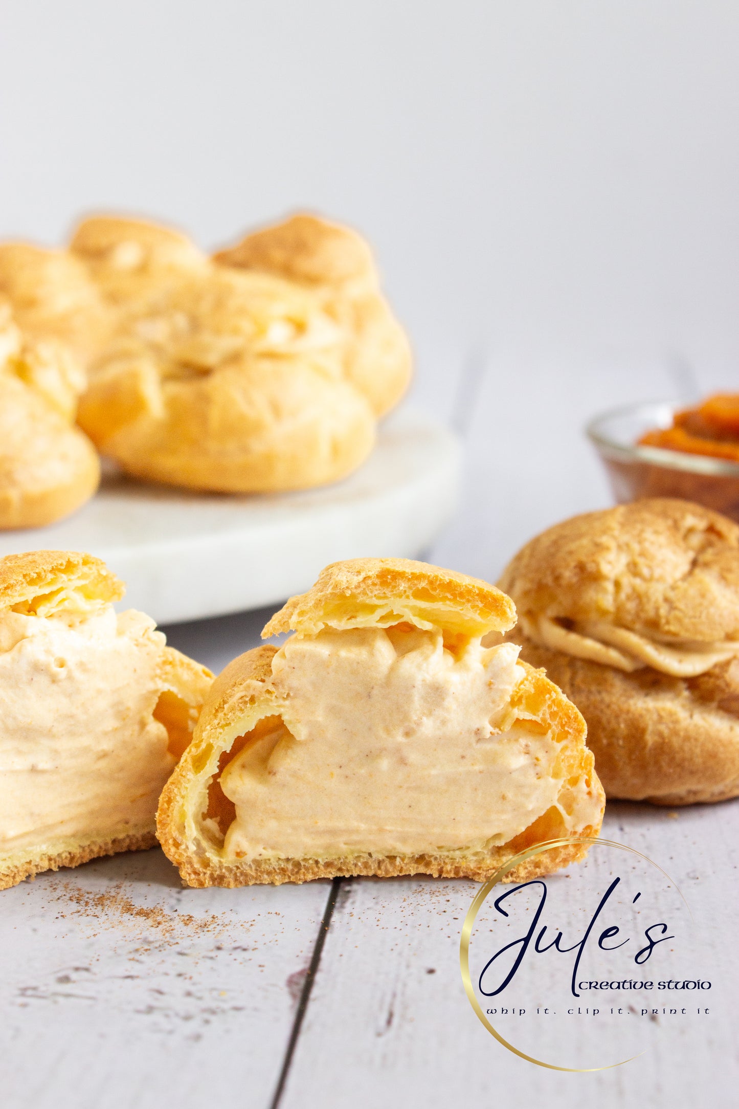 Pumpkin Cream Puffs (Set 2)