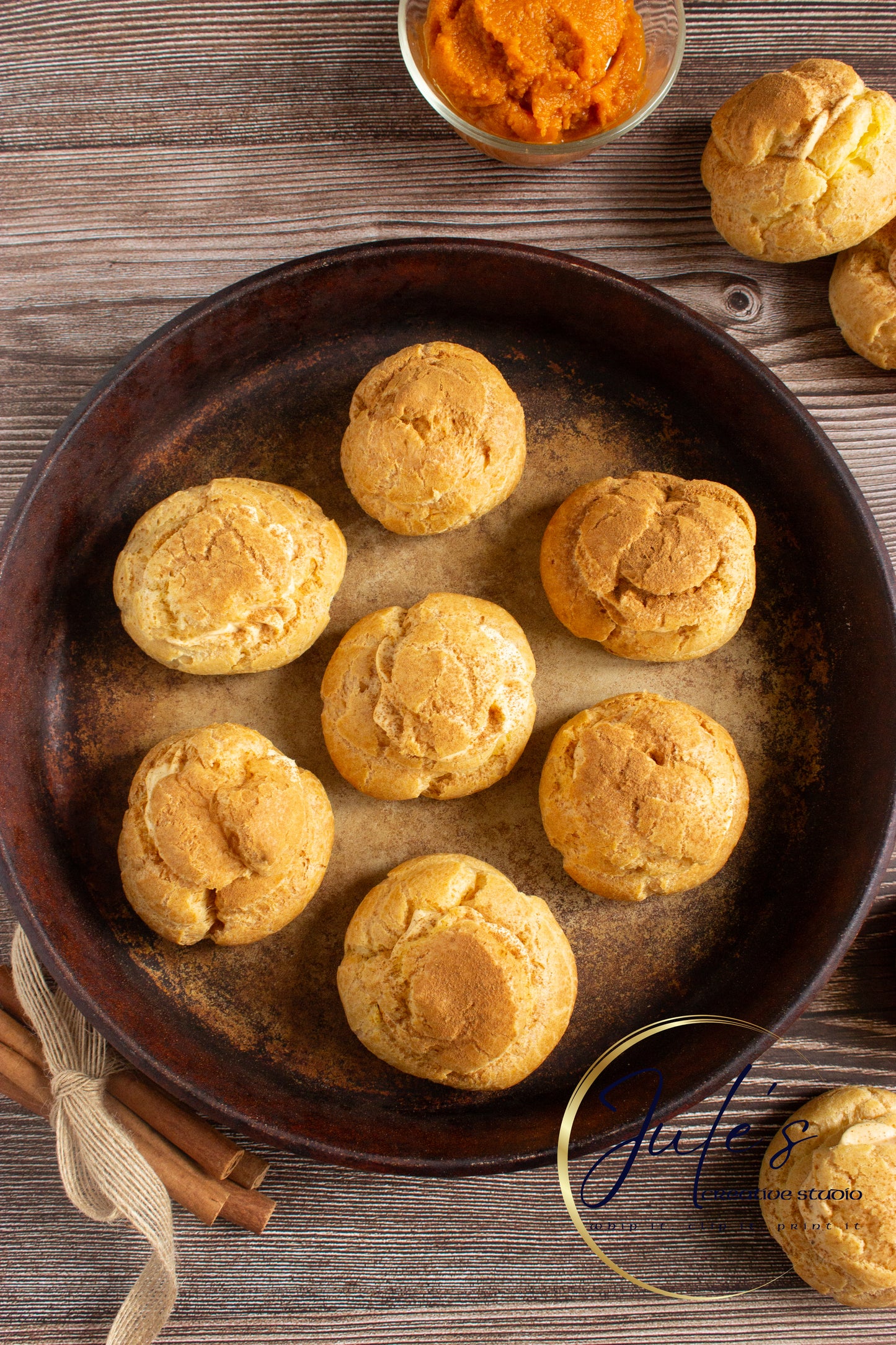 Pumpkin Cream Puffs (Set 4)