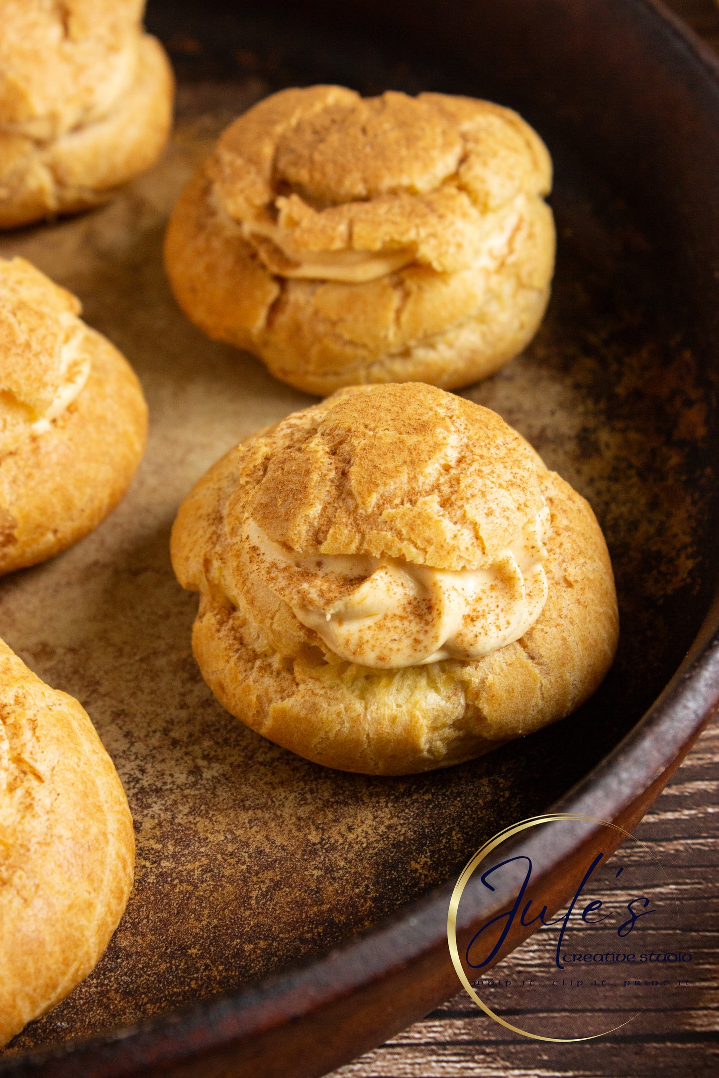 Pumpkin Cream Puffs (Set 4)