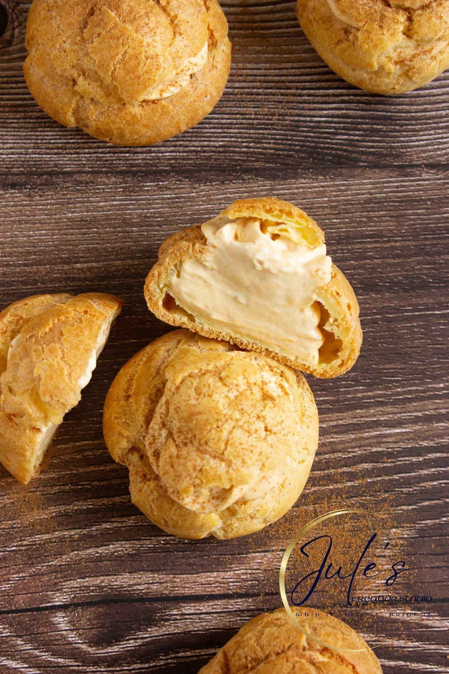Pumpkin Cream Puffs (Set 4)