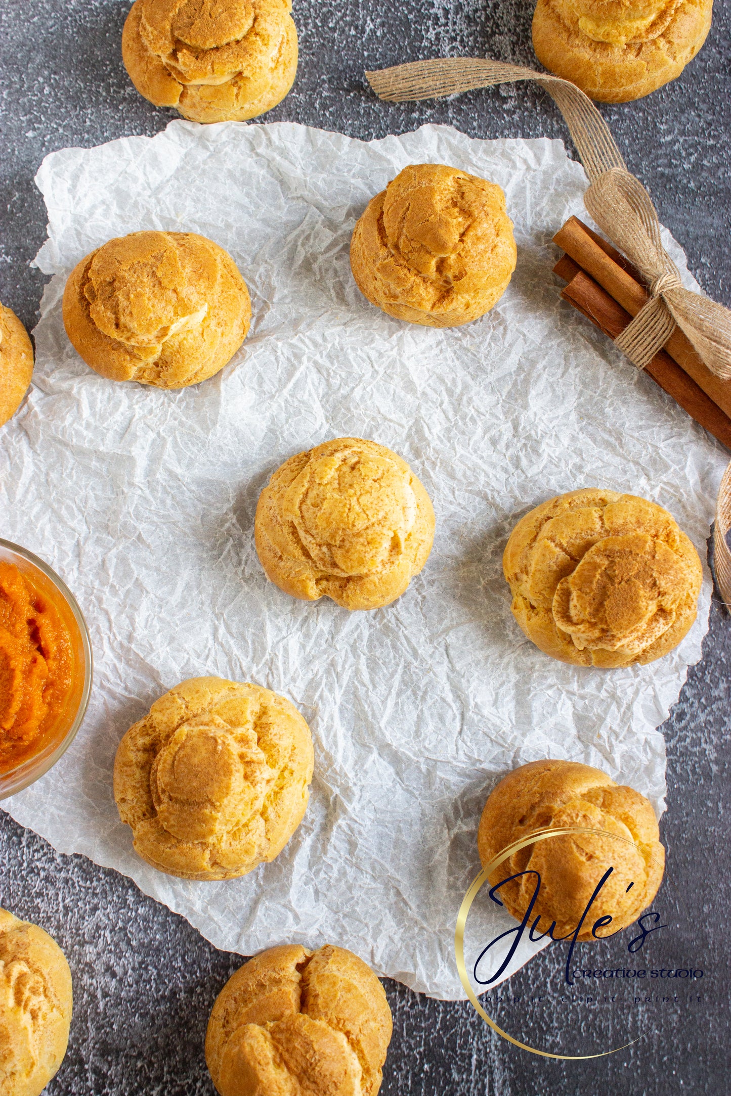 Pumpkin Cream Puffs (Set 5)