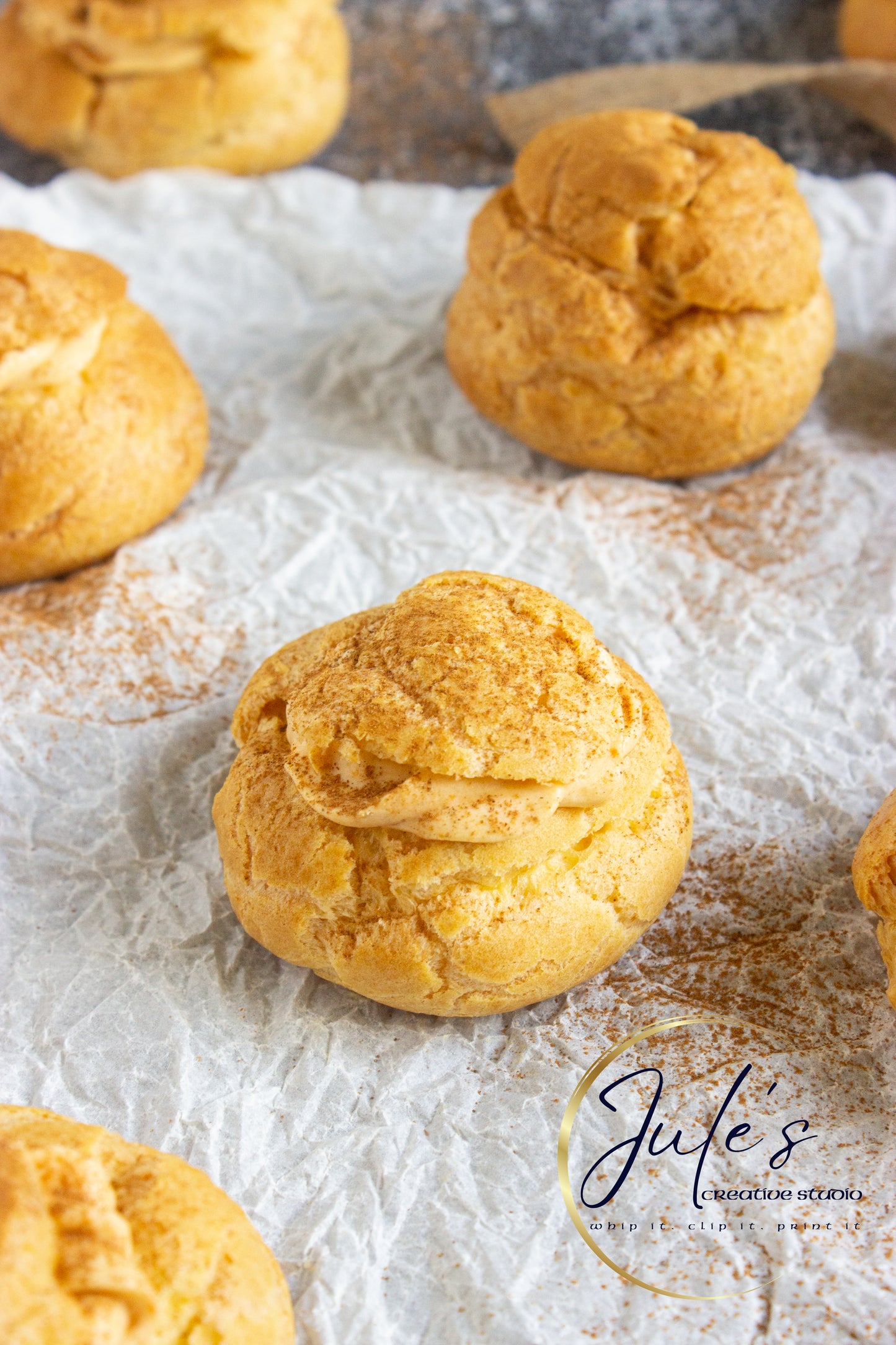 Pumpkin Cream Puffs (Set 5)