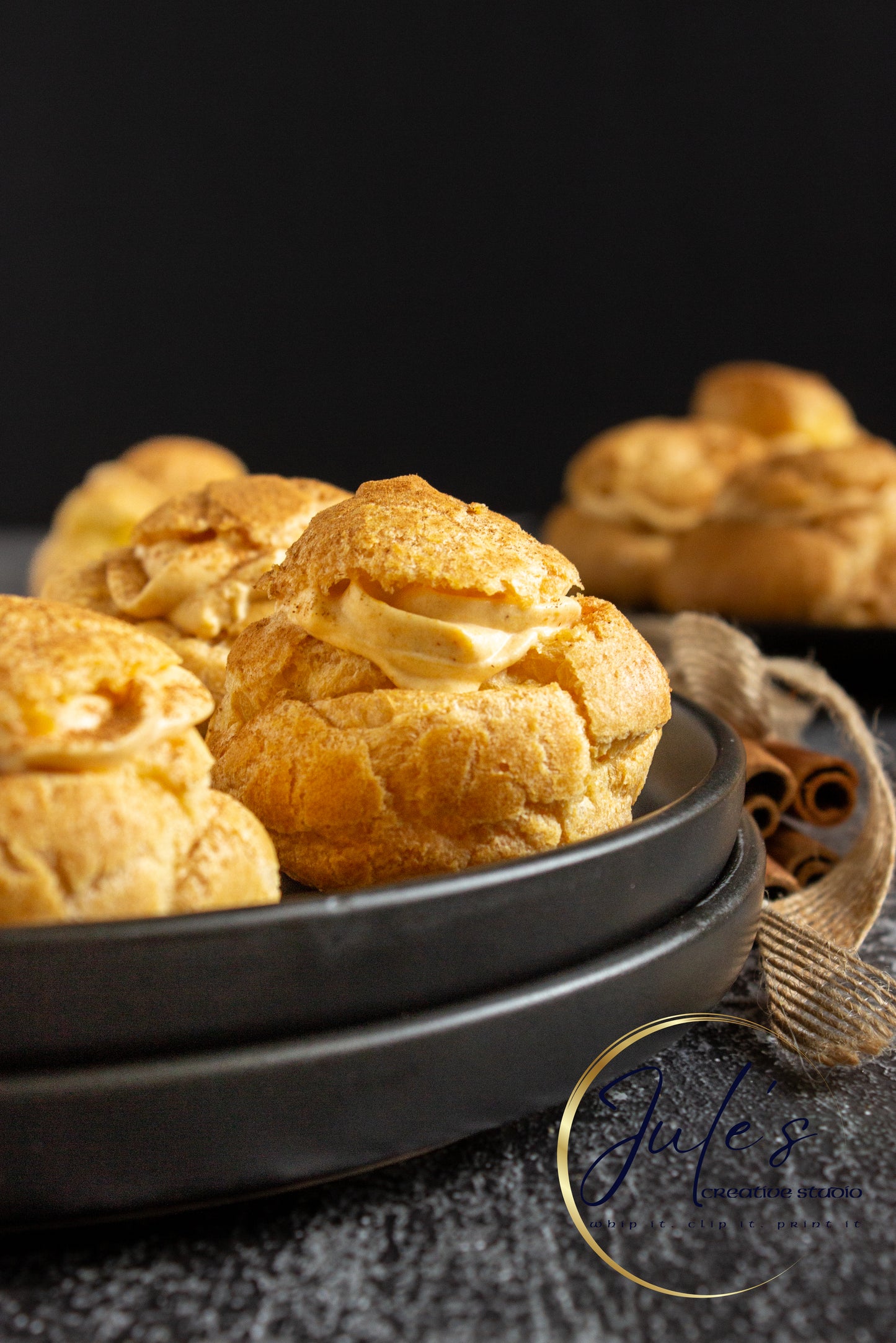 Pumpkin Cream Puffs (Set 5)