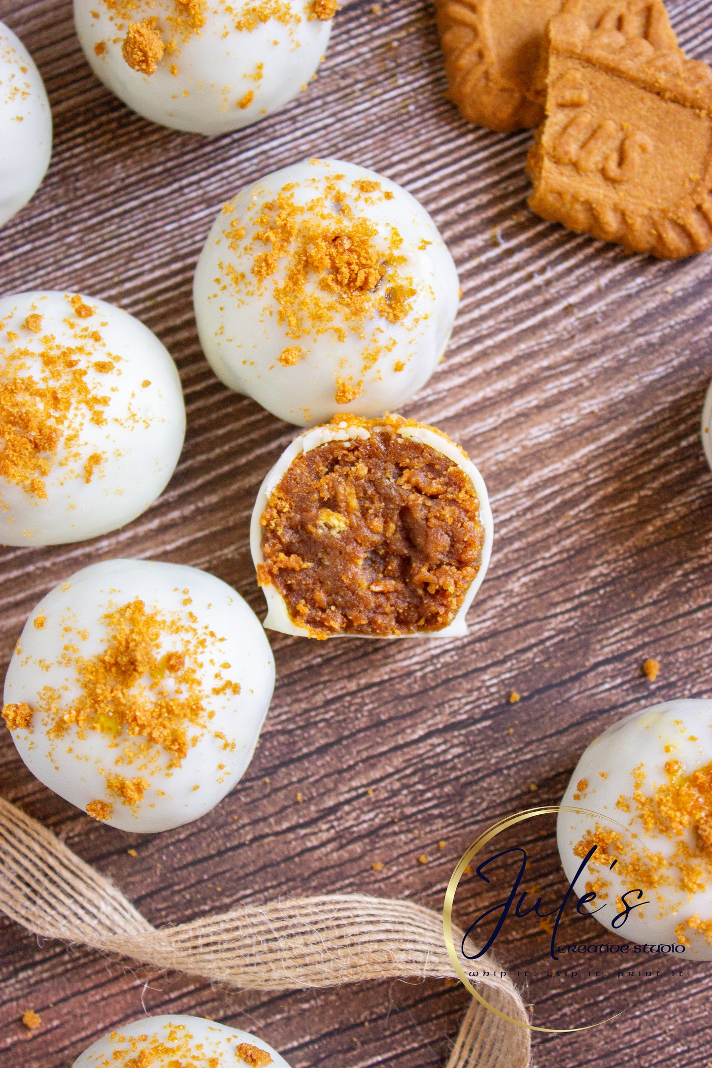 Pumpkin Biscoff Truffles (Set 4)