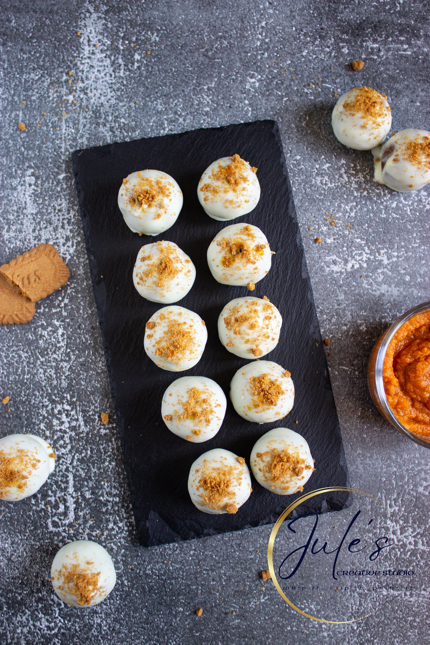 Pumpkin Biscoff Truffles (Set 5)