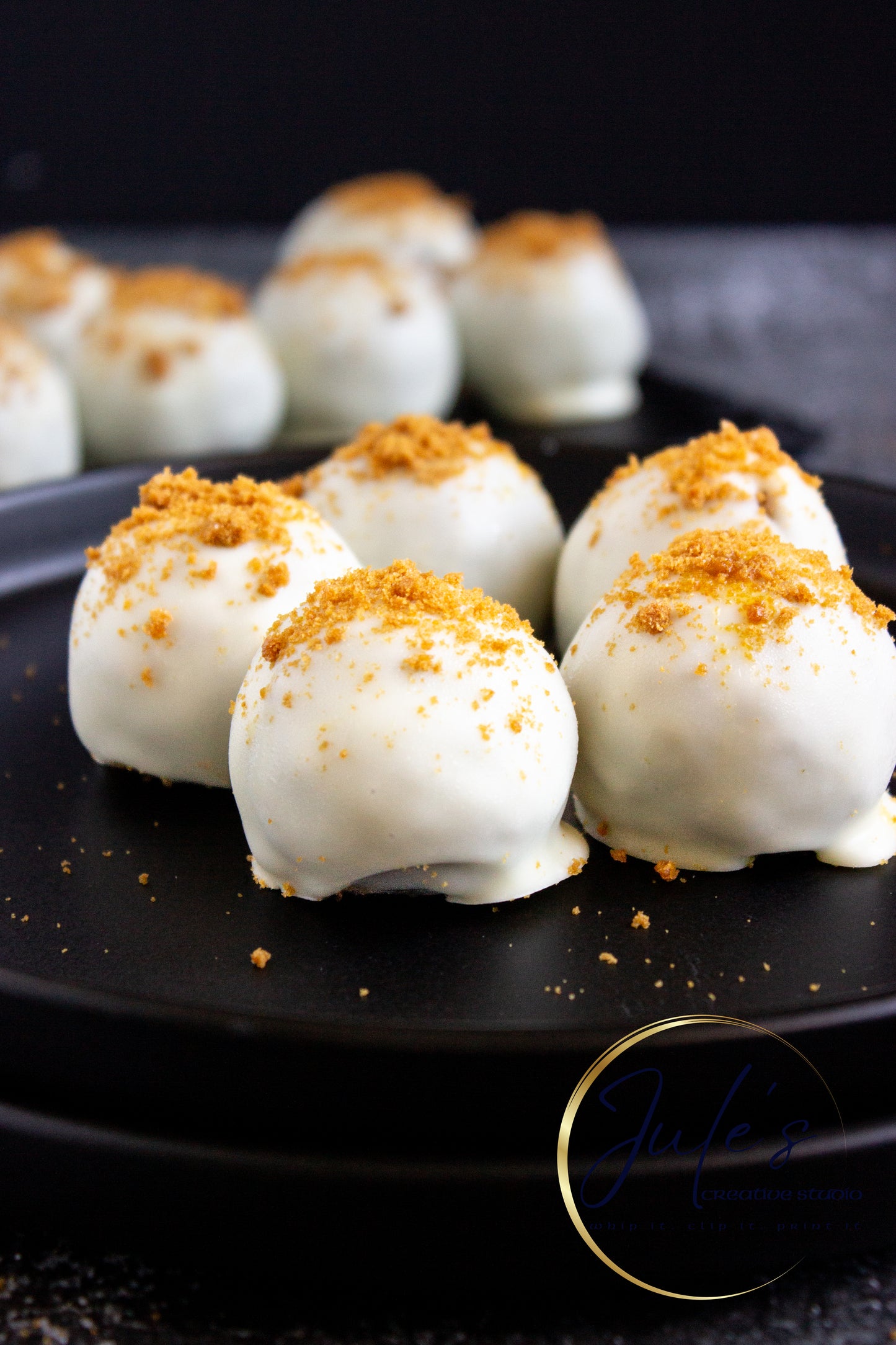 Pumpkin Biscoff Truffles (Set 5)