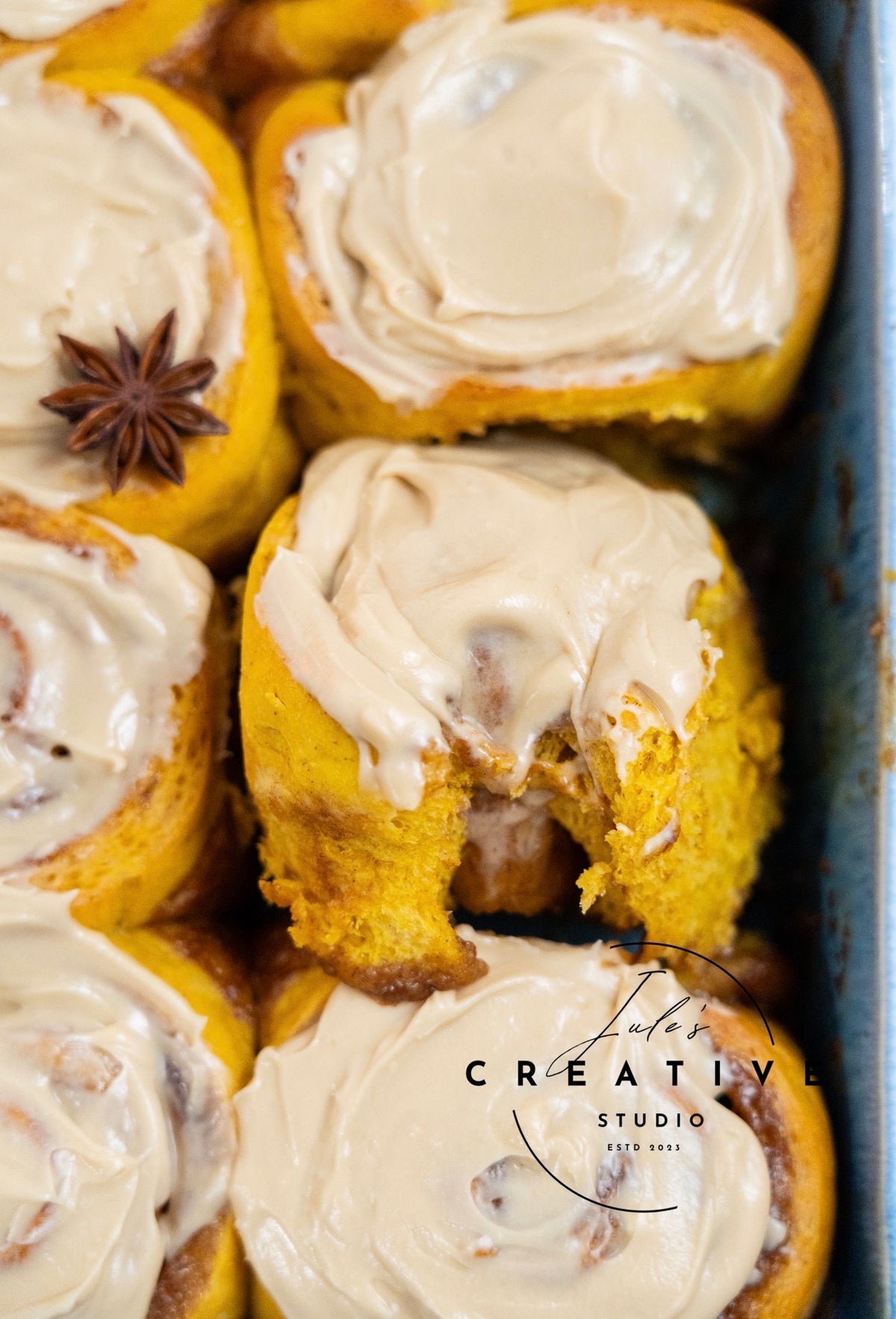 Pumpkin Latte Cinnamon Rolls (Set 1)
