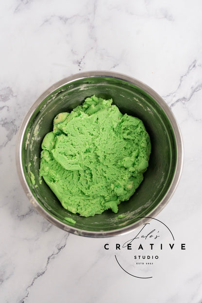 Grinch Themed Pistachio Cookies (Set 1)