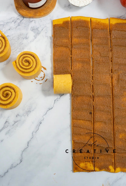 Pumpkin Latte Cinnamon Rolls (Set 1)
