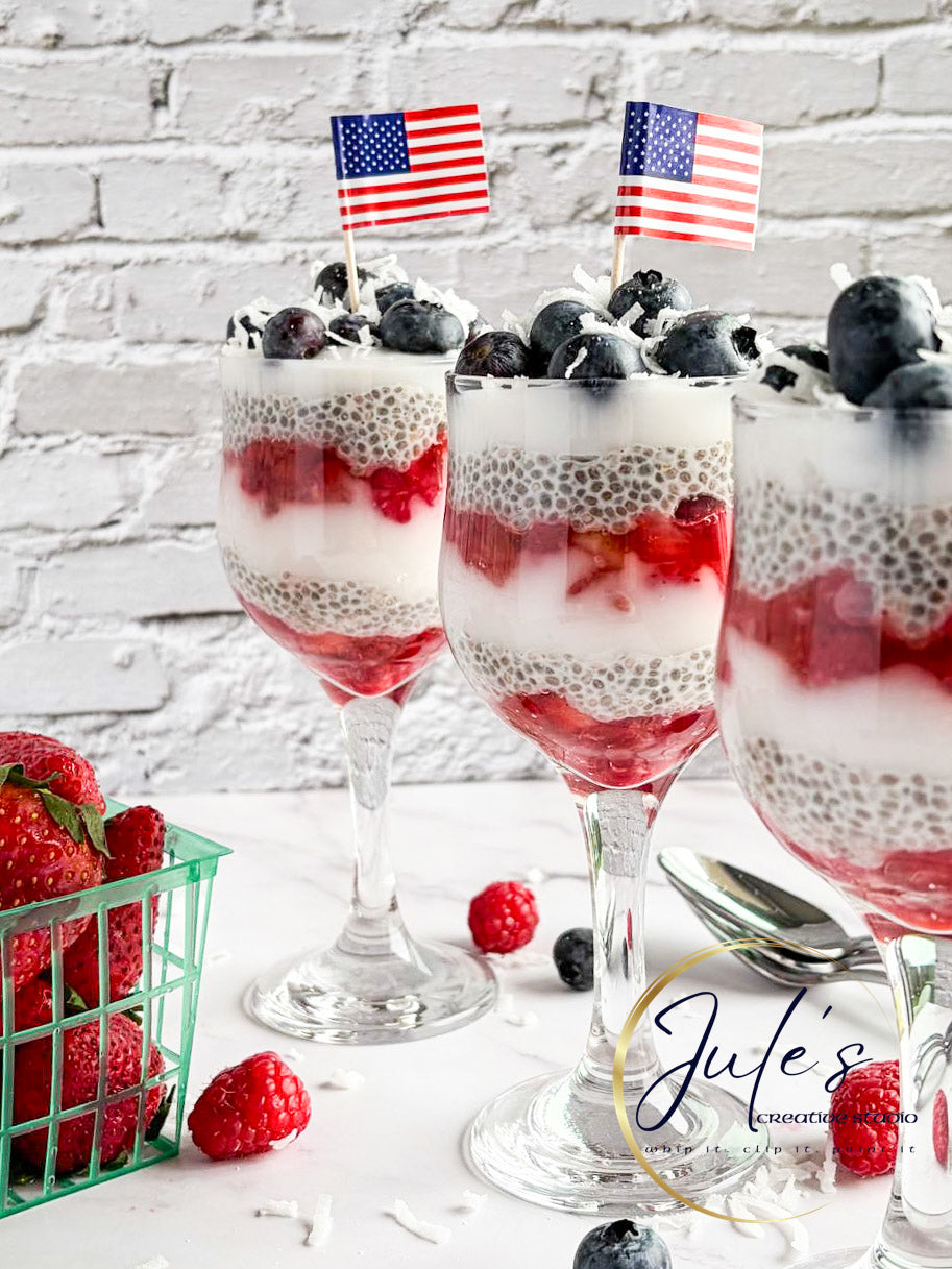 Patriotic Chia Yogurt Parfaits (Set 4)