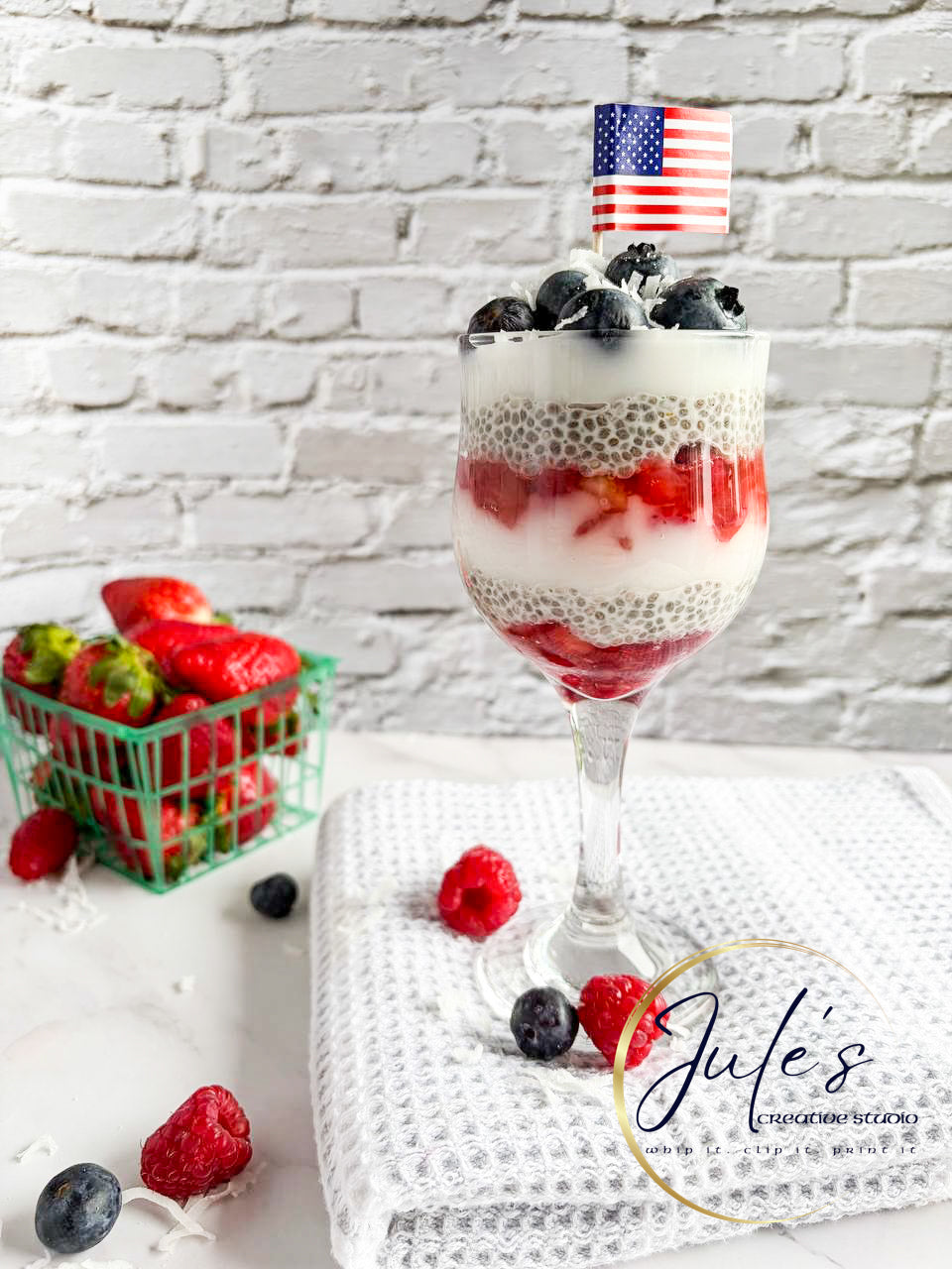 Patriotic Chia Yogurt Parfaits (Set 4)