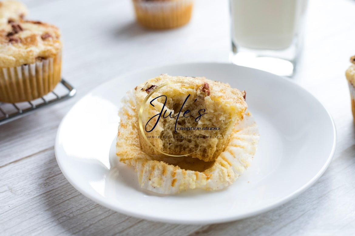 Cinnamon Pecan Cream Cheese Muffins