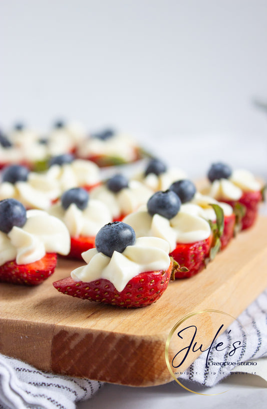 Patriotic Strawberries (Exclusive recipe)