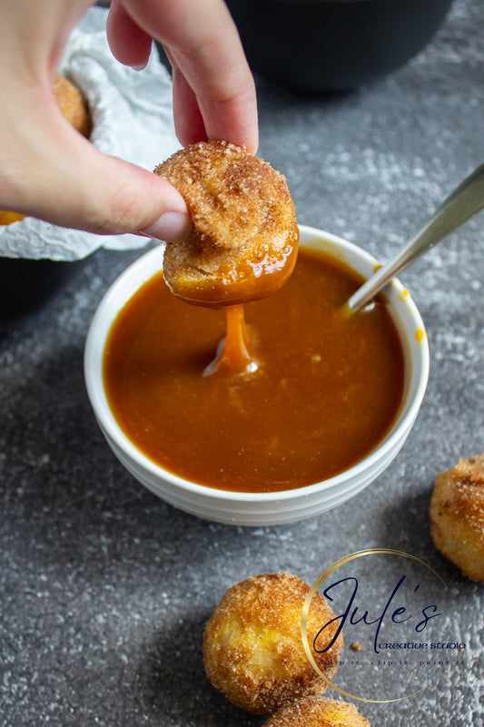 Air Fryer Churro Donut Holes with Caramel Sauce (Set 4)