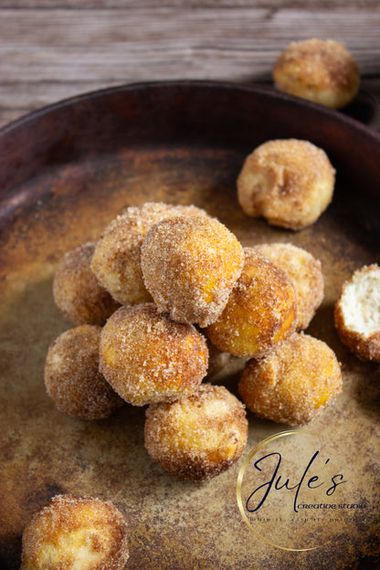 Air Fryer Churro Donut Holes with Caramel Sauce (Set 5)