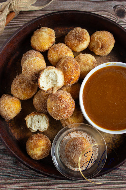 Air Fryer Churro Donut Holes with Caramel Sauce (Set 5)