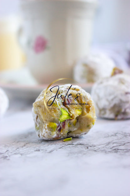 Eggnog Pistachio Cranberry Truffles (set 1)