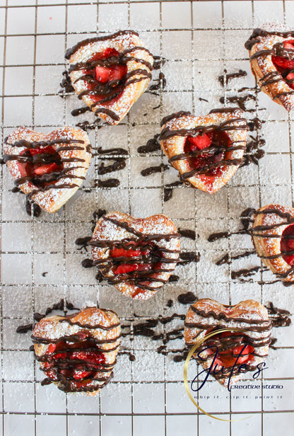 Chocolate Strawberry Pastry Hearts (Exclusive)