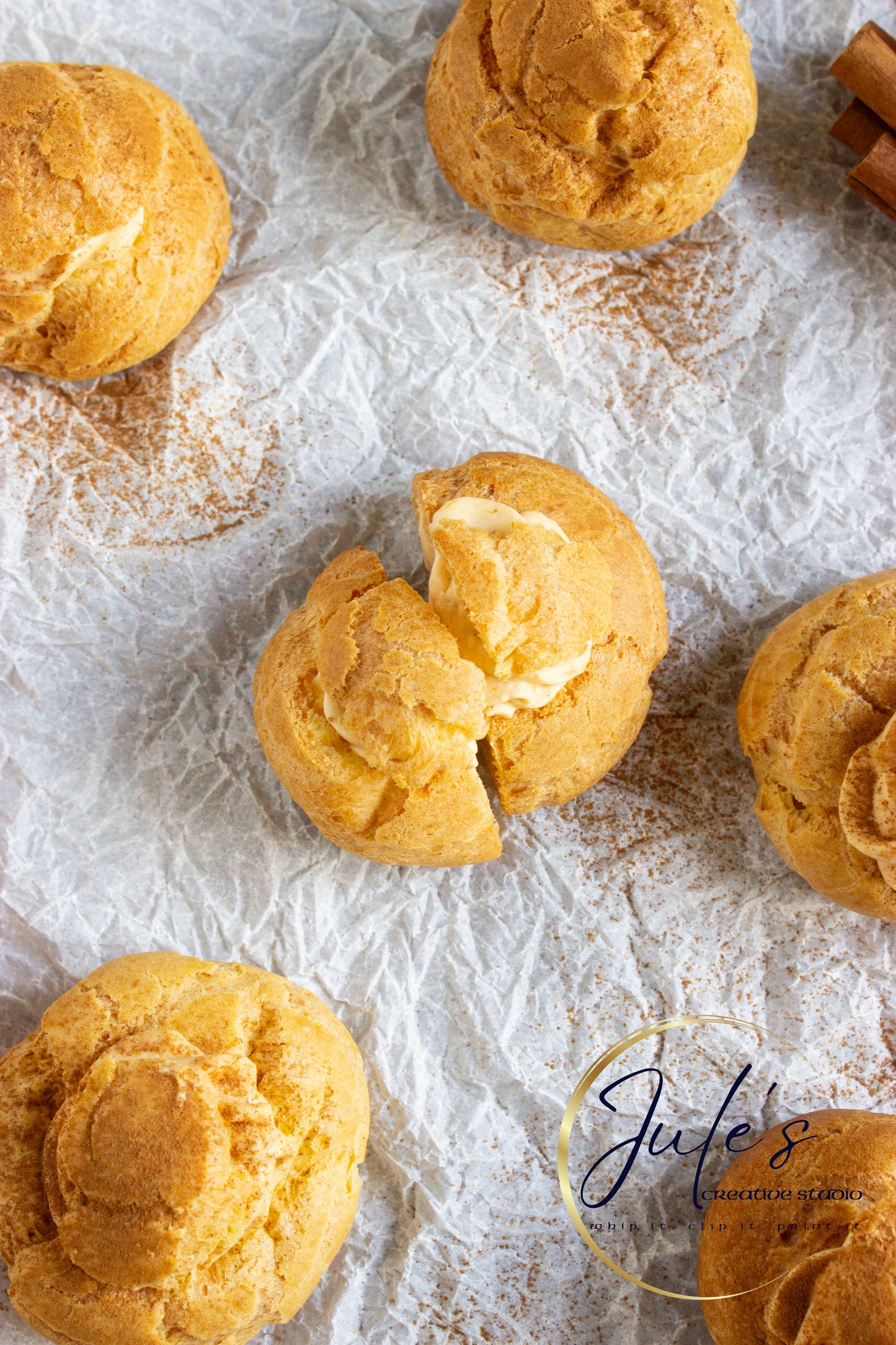 Pumpkin Cream Puffs (Set 5)