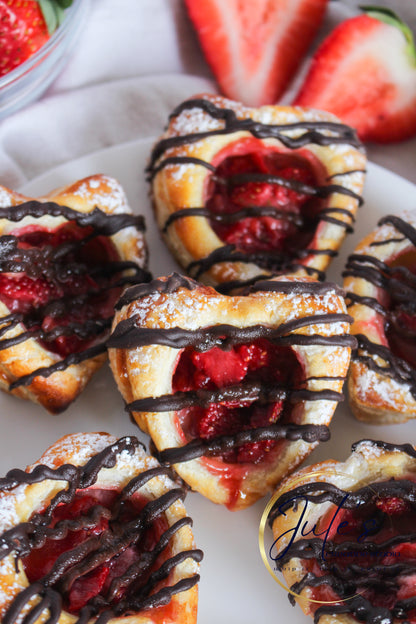 Chocolate Strawberry Pastry Hearts (Exclusive)