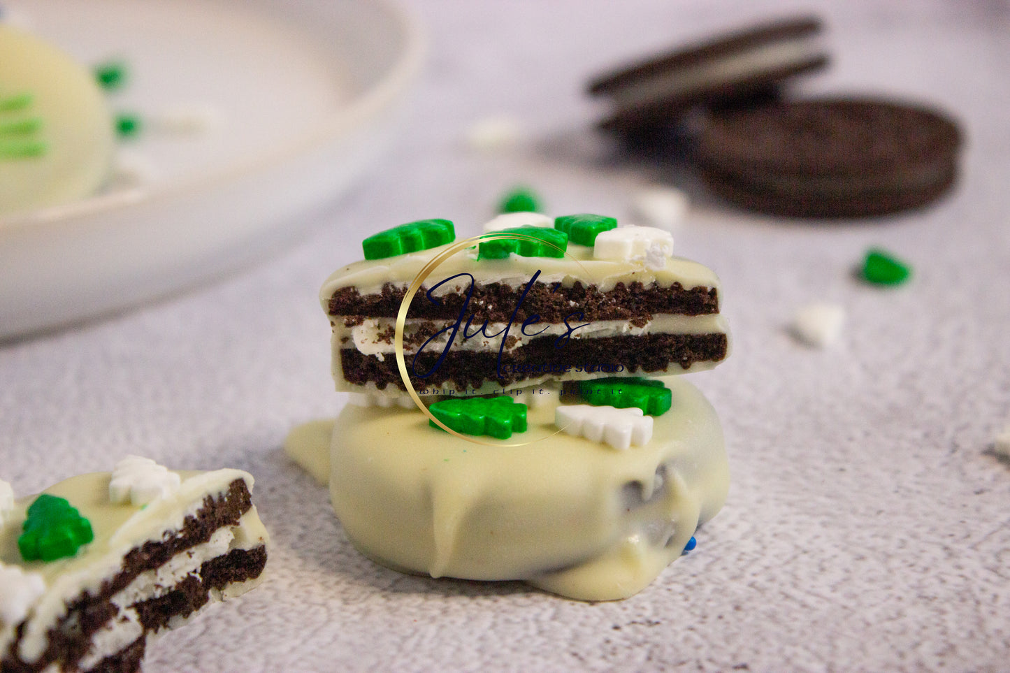 Oreo Christmas Ornament Treats (Set 2)