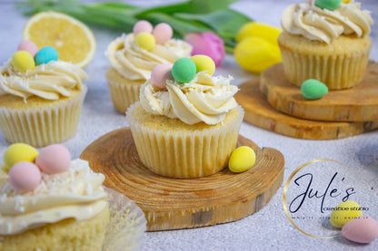 Vanilla Cupcakes with Lemon Curd Filling (Set 3)