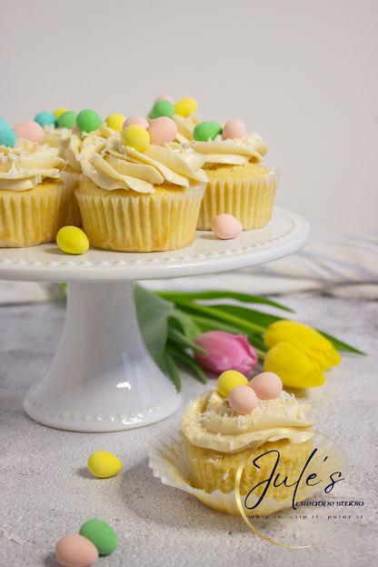 Vanilla Cupcakes with Lemon Curd Filling (Set 3)